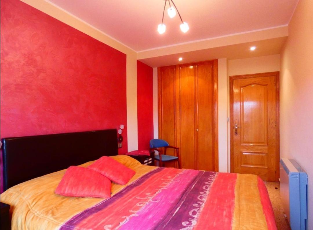 Apartamento Jumilla Apartment ภายนอก รูปภาพ